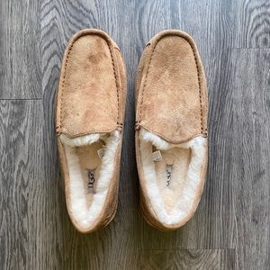 UGG Men’s Ascot Chestnut Suede Slippers